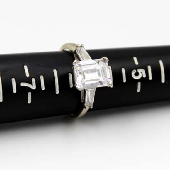 14K Cubic Zirconia CZ Ring 3.65 CTS- G/SI - Picture 5 of 10